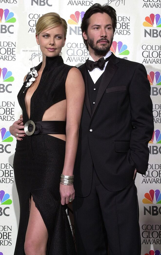 Charlize Theron e Keanu Reeves, 2001
