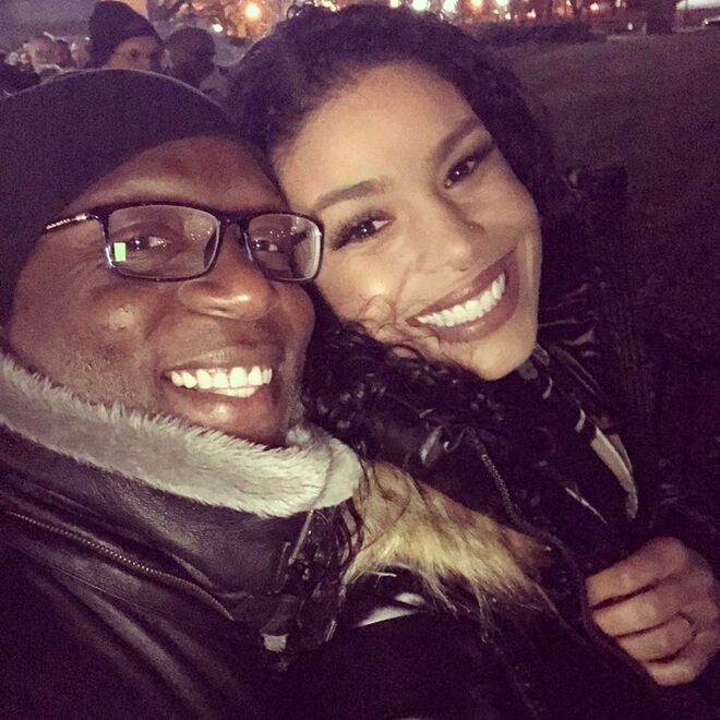 Jordin Sparks, com o pai, na festa da Casa Branca