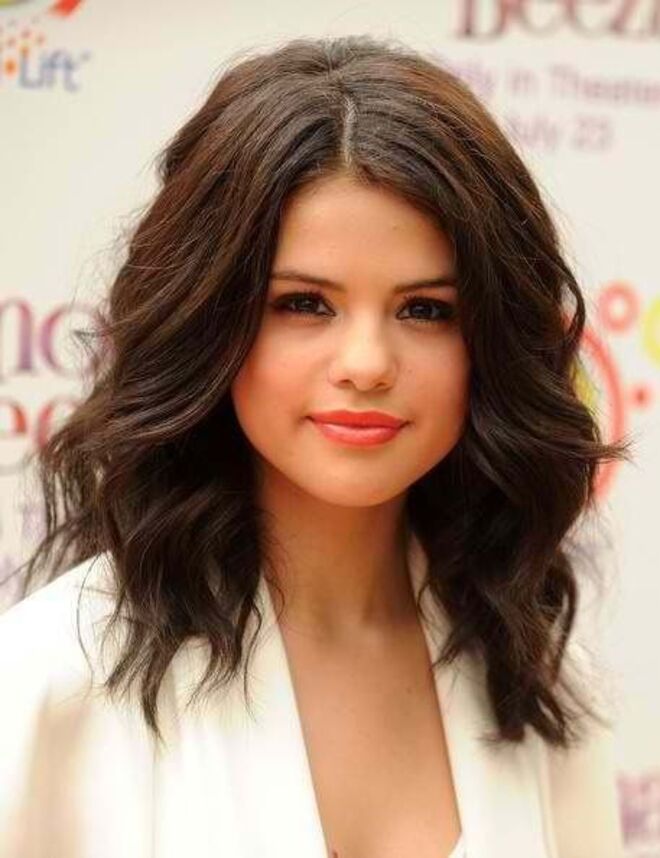 24. Cabelo Curto | Selena Gomez