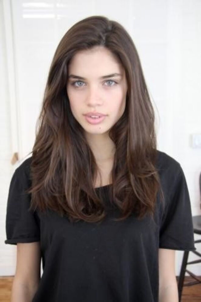 1. Cabelo Comprido | Sara Sampaio