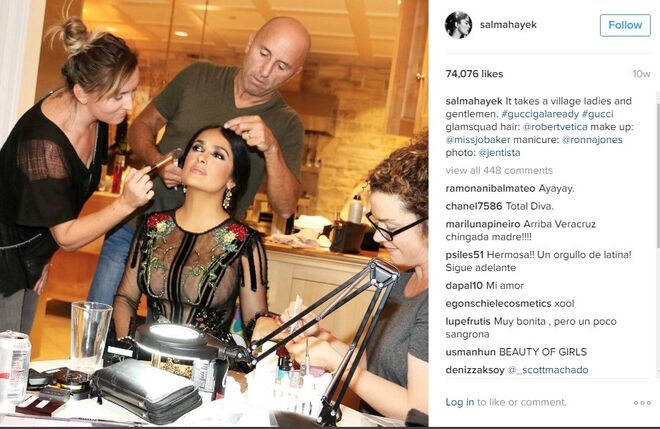 Salma Hayek com maquilhagem @salmahayek