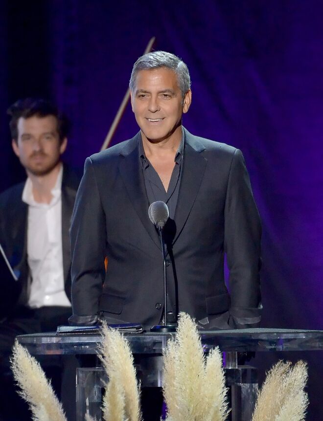 George Clooney chamou-o de 'oportunista' e 'xenófobo fascista'.