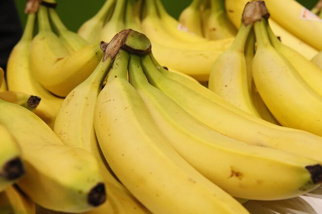 Bananas. Fonte rica em potássio, as bananas são nutritivas para os músculos (o que pode tornar o orgasmo mais intenso). São igualmente fortes em vitamina B, que é óptima e essencial para a produção de hormonas sexuais.