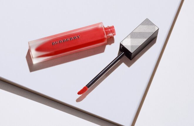 Liquid Lip Velvet, Burberry/Angelo Pennetta