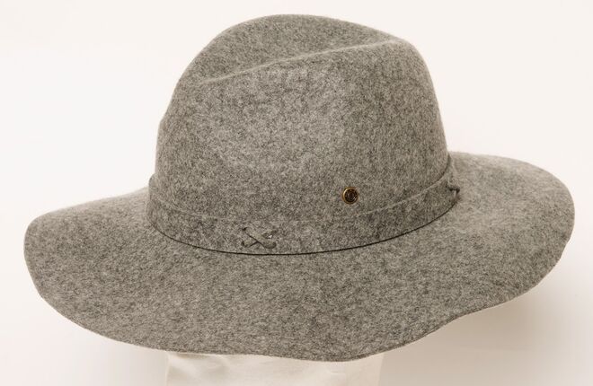 Element Alude, (Preço sob Consulta)