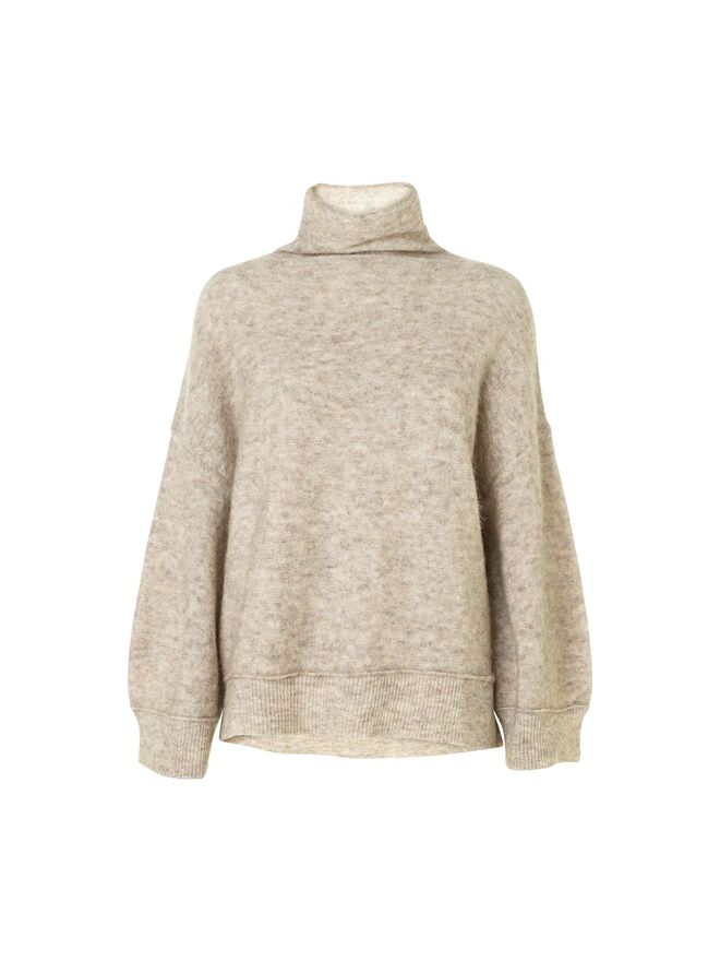 Camisola, €245, By Malene Birger