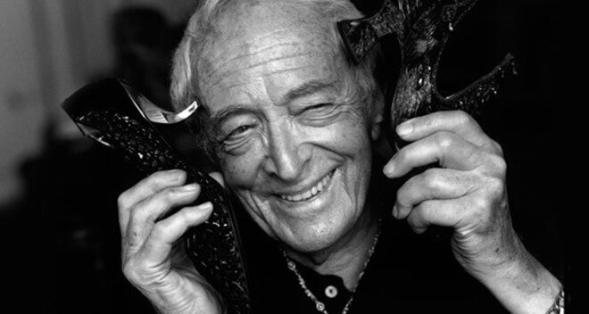 2. "Calçar os sonhos nos pés é um passo para começar a torná-los reais" Roger Vivier