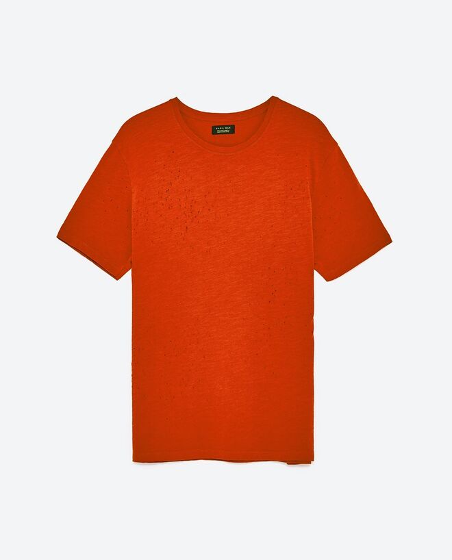T-shirt, €17,95, Zara