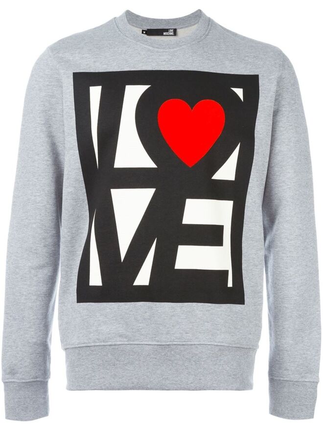 Camisola, €216, Love Moschino, na farfetch.com