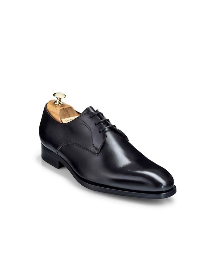 Sapatos, €233, Luís Onofre