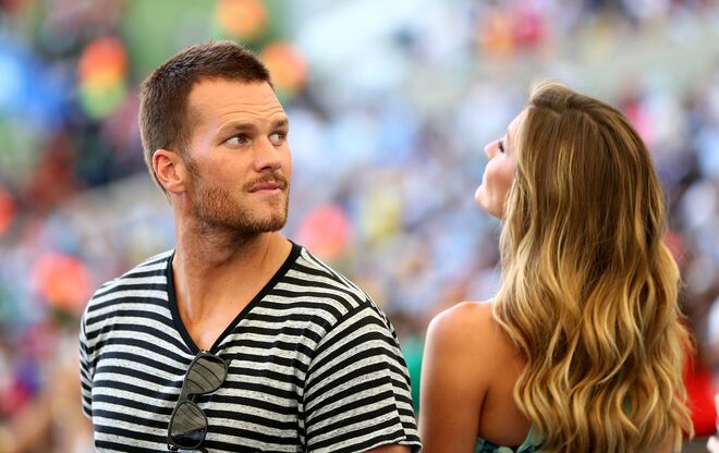 10.	Tom Brady e Gisele Bündchen | Tanto a supermodelo como o marido seguem a dieta 80/20 raw/crua tornada famosa desde que o seu chef particular abriu o apetite com a partilha de algumas receitas do plano alimento do casal. 