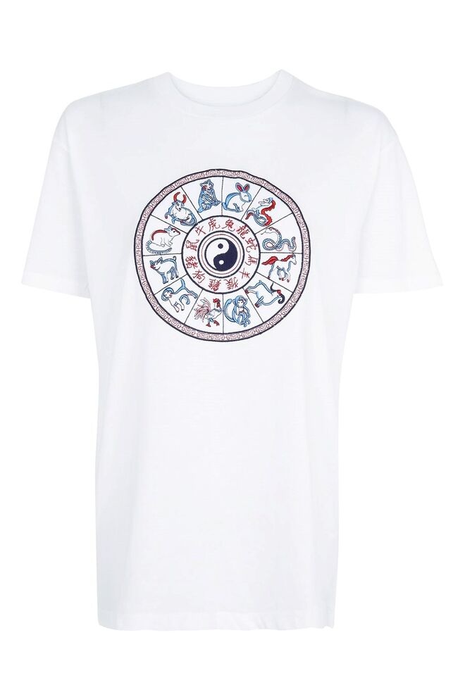 T-shirt, €36, Topshop