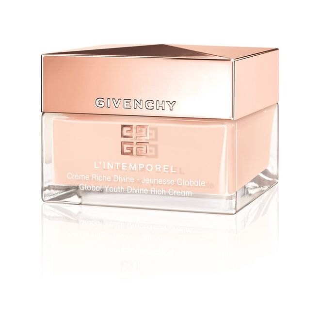 Para atenuar as rugas da pele seca. L'Intemporel Day Rich Cream, €149, Givenchy
