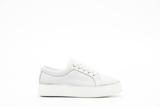 Ténis em pele, €319, Maxmara