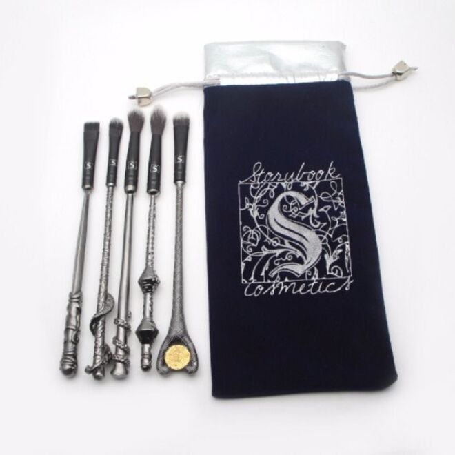 Pinceis Harry Potter Wizard Wands, Storybook Cosmetics em www.storybookcosmetics.com 