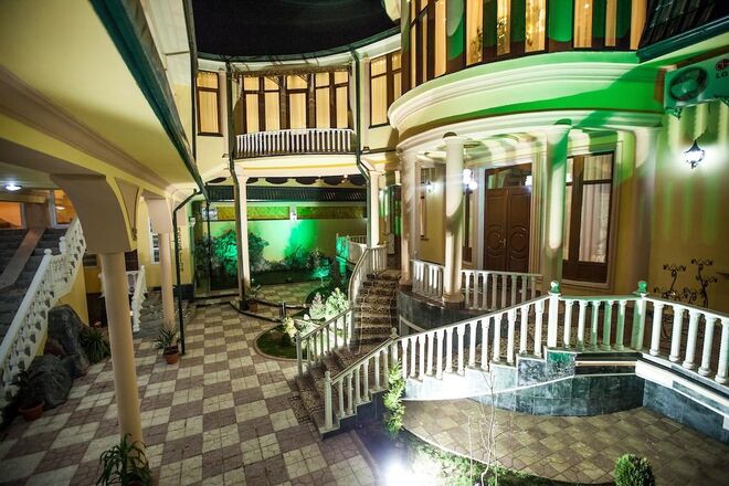 Hotel Twins, Tajiquistão