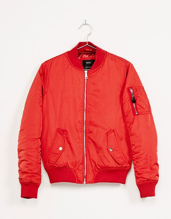 Casaco, €19,99, Bershka
