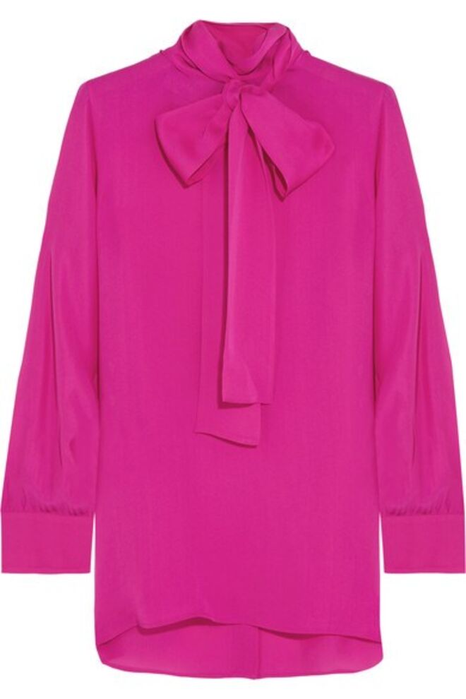 Blusa, €790, Gucci, em net-a-porter.com
