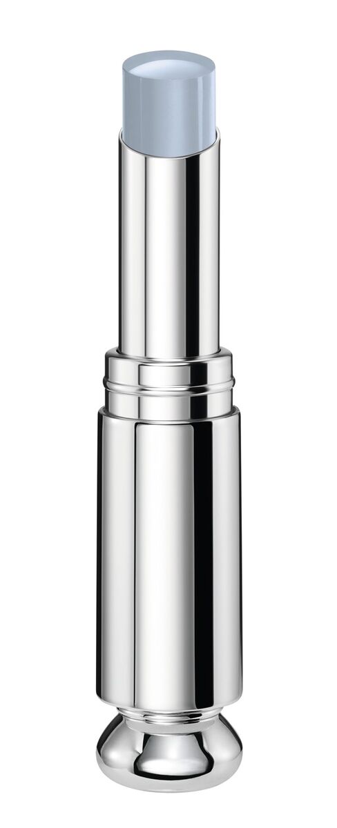 Glitter galáctico - Batom Addict lacquer stick no tom 100 blue wave, Dior (preço sob consulta)