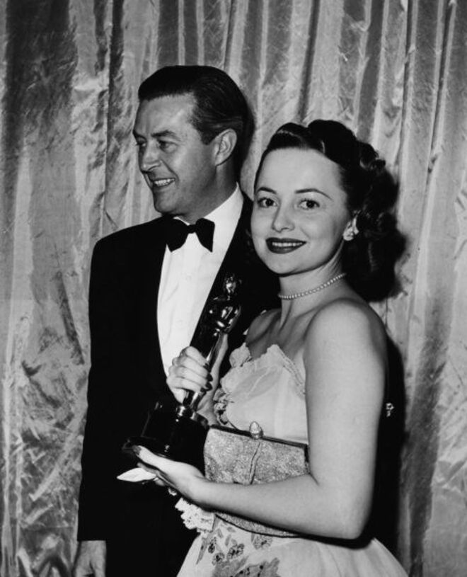 1947 | Olivia de Havilland, com o prémio de Melhor Atriz com o filme " Só resta uma Lágrima".