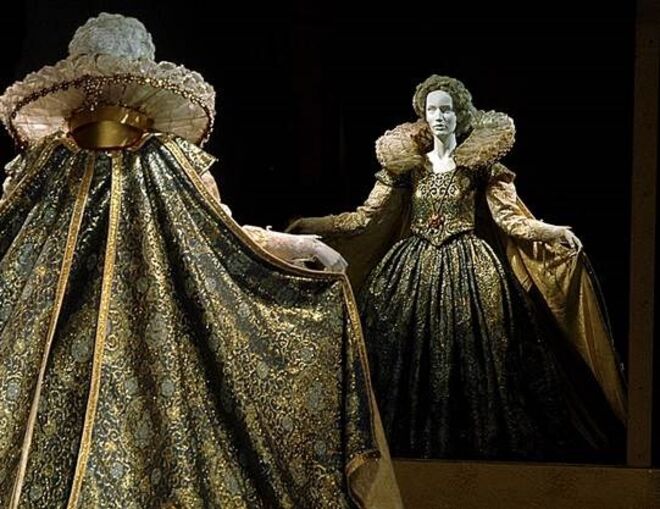 Ver uma exposição no Palácio da Ajuda