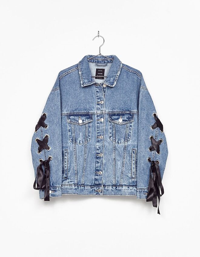 Blusão, €39,99, Bershka