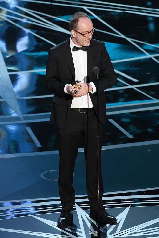 Melhor Montagem: "Hacksaw Ridge" | John Gilbert, editor