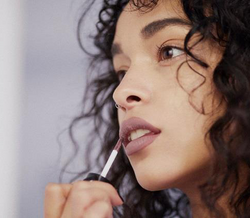 #BershkaBeauty Mercedes Oller.mp4