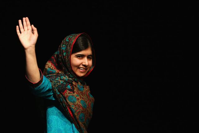 Malala Yousafzai: A mais jovem premiada com o Prêmio Nobel da Paz.