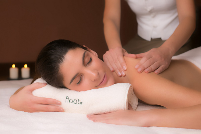 Float in Spa: No Dia internacional da Mulher todas gostamos de uma atenção extra e, para assinalar a data, o Float in Spa preparou um programa especial que se inicia com uma relaxante Esfoliação Corporal e finaliza com uma massagem à escolha.