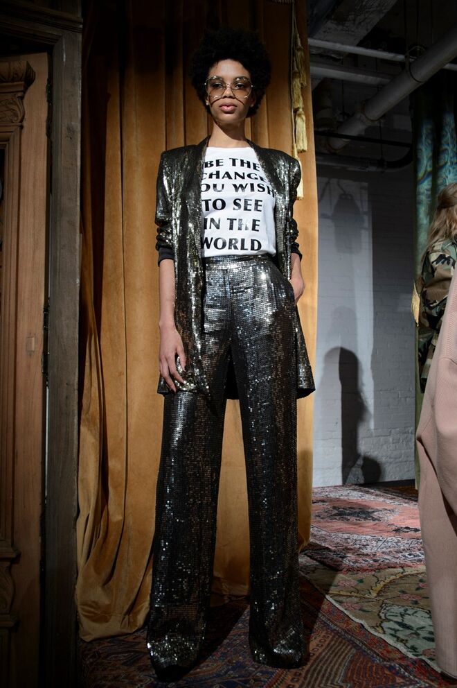 Desfile Alice & Olivia, na semana de moda de Nova Iorque