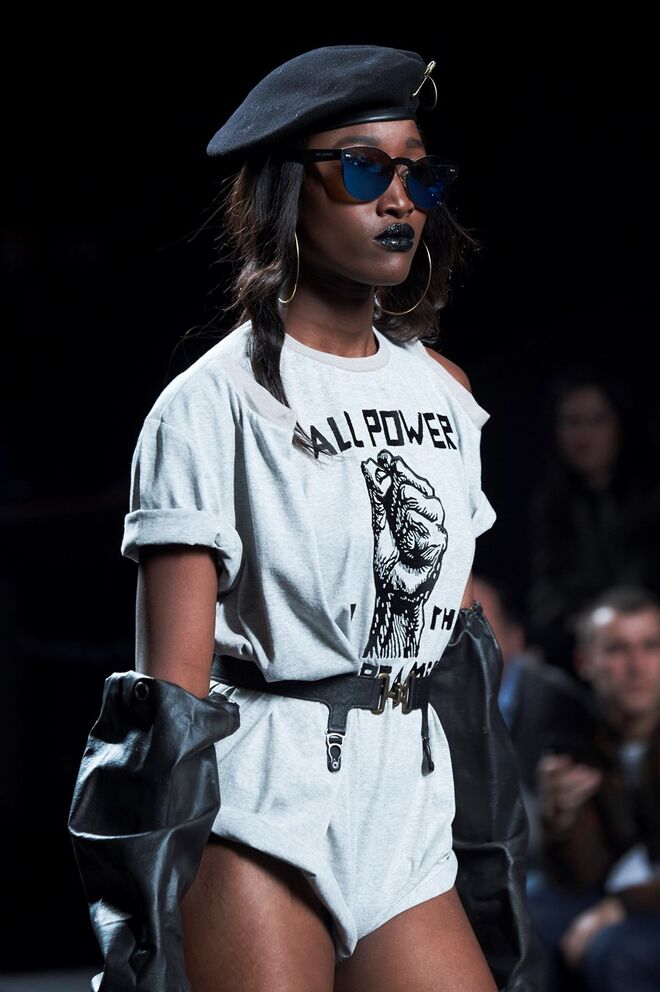 Desfile de Ana Locking na semana de moda de Madrid: a colecção ‘The Dreamer’ partiu da frase ‘I have a dream’ de Martin Luther King