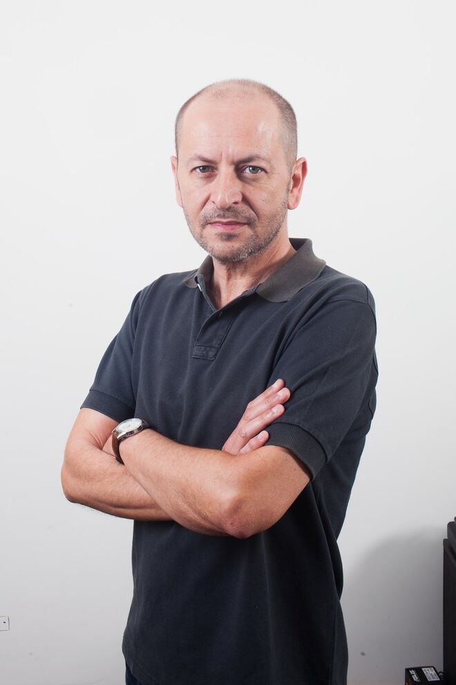 Alberto Gonçalves, Sociólogo