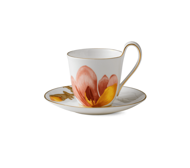 Chávena com pires em porcelana, €49,50, em royalcopenhaga.com