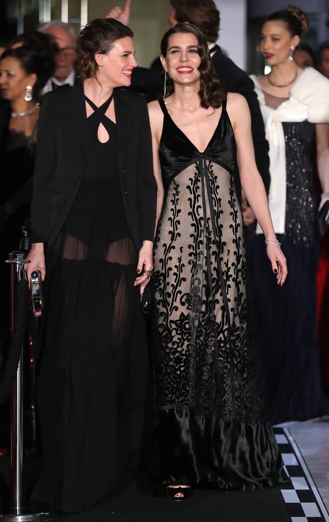 Charlotte Casiraghi com a atriz e amiga Juliette Maillot