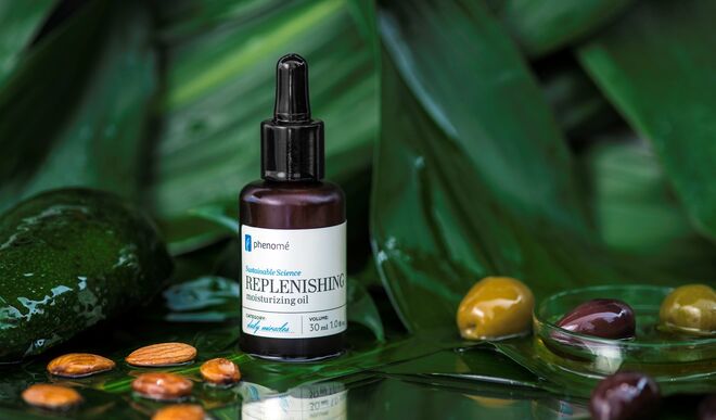 Replenishing Moisturizing Oil, €41, Phenomé