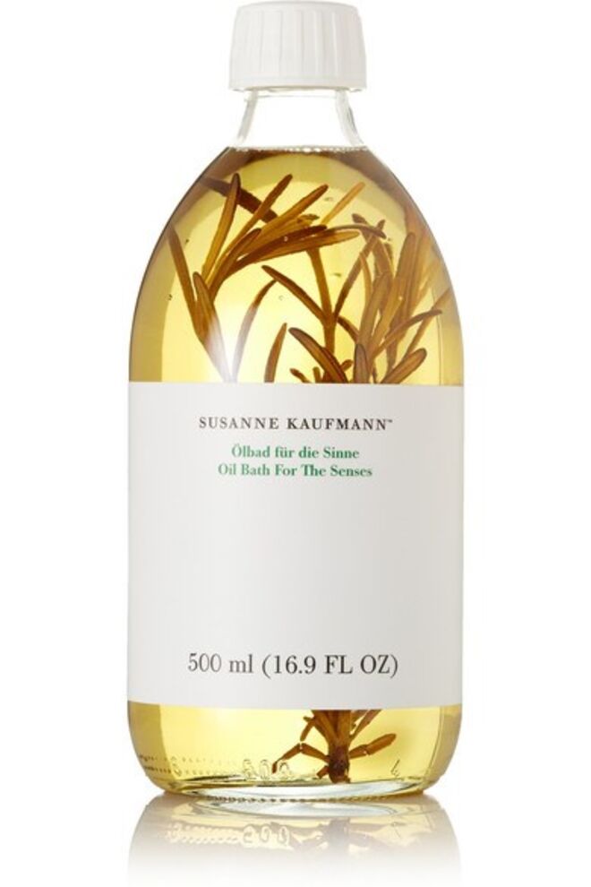 Óleo de Banho, €76, Susanne Kaufmann, em www.net-a-porter.com 