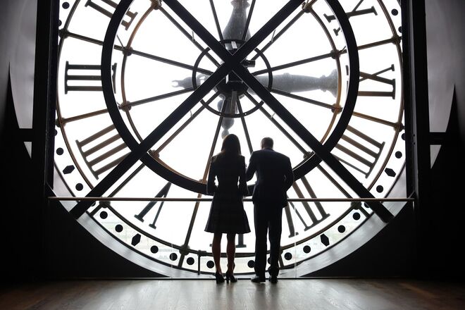 O casal teve a oportunidade de poder admirar a vista do relógio do Museu D'Orsay sobre Paris.