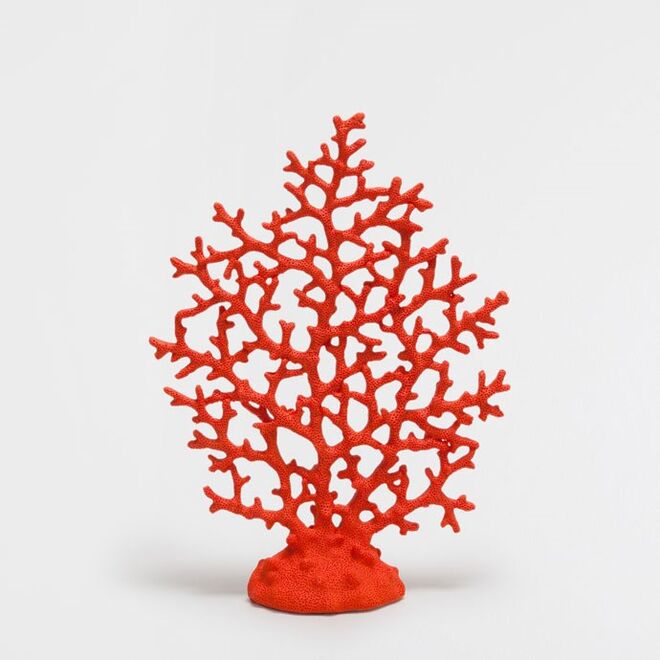 12. Figura decorativa forma coral vermelho, €29,99 Zara Home
