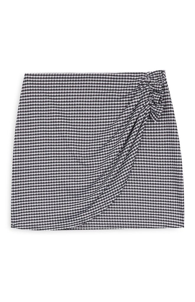 Saia, €10, Primark