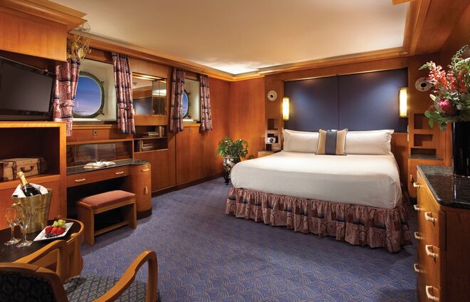 10. The Queen Mary Hotel, E.U.A.