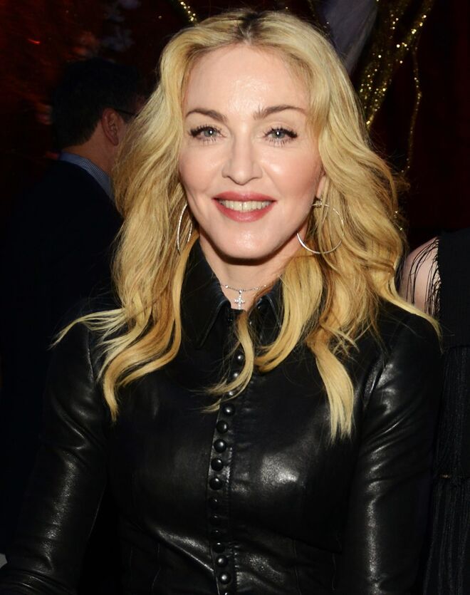 MADONNA | Madonna Louise Ciccone é o nome real. Ela própria prefere ser chamada de Madonna, apesar de alguns amigos e familiares a tratarem por Louise.