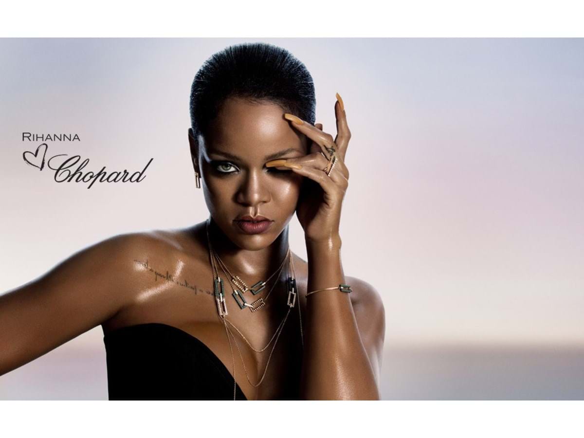 Rihanna lan a cole o de joias com a Chopard Moda M xima