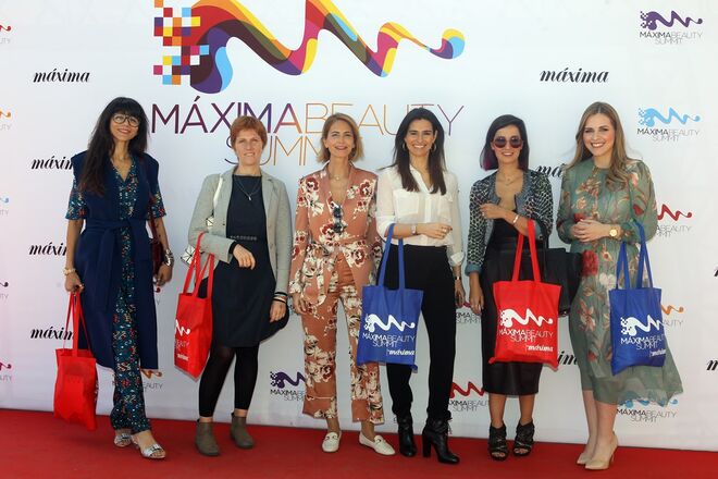 Magda Lourenço, Cátia Curica, Fernanda Soares, Filipa Muñoz de Oliveira, Ana Ferreira-Hilário e Cátia Nobre