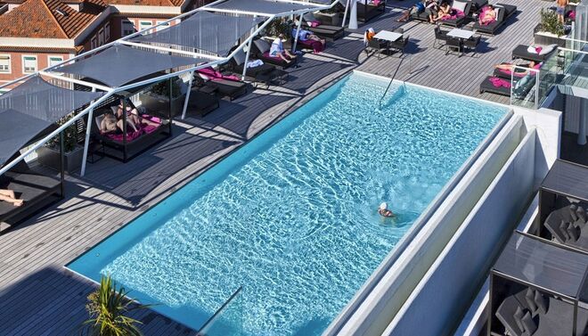 5. Relaxar na piscina do Epic Sana Lisboa Hotel