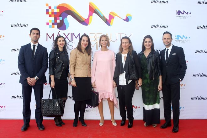Pedro Sampaio Claro, Rita Gatos, Joana Amoroso, Fernanda Soares, Catarina Lemos,Carolina Cortes e Luís Antunes