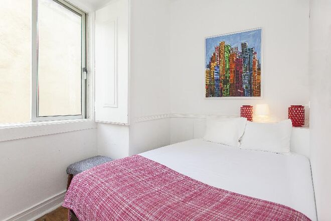 5 Sins Chiado Hostel