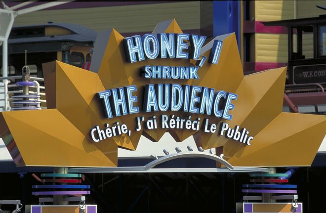 1999 - (28 MARÇO) - Abertura de Querida, encolhi a audiência