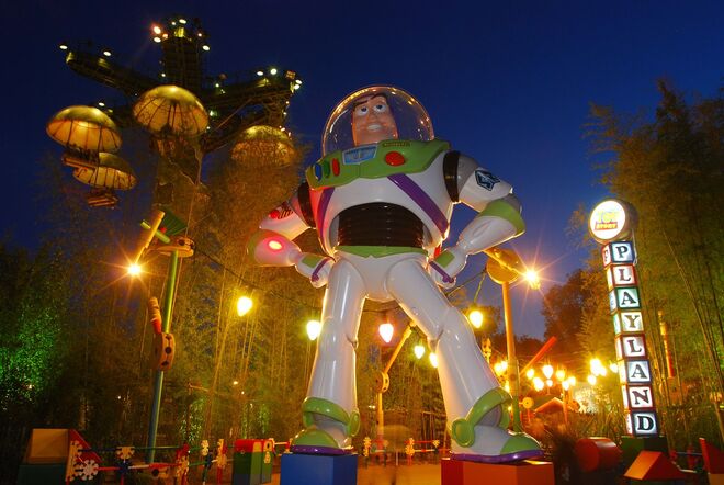 2010 - (17 AGOSTO) - Inauguração da Toy Story Playland