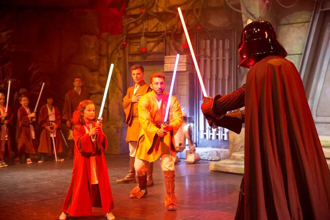 2015 - (11 JULHO) Jedi Training Academy abre as suas portas